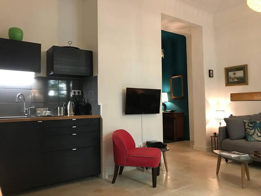 Homelivia, Luxueux Appartement Avec Jardin Prive Nice Exteriör bild